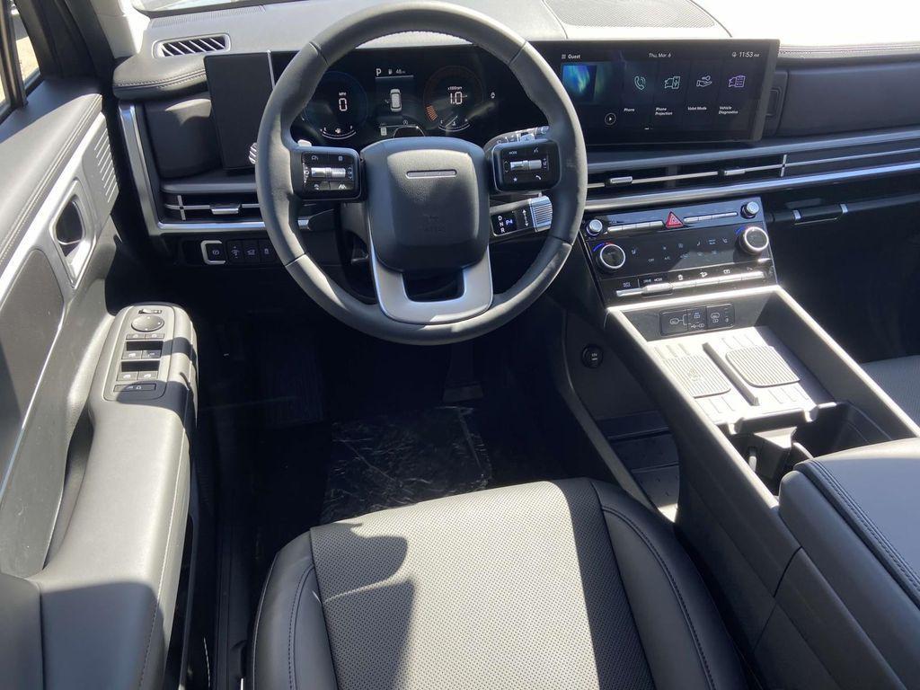 new 2025 Hyundai Santa Fe car, priced at $39,015
