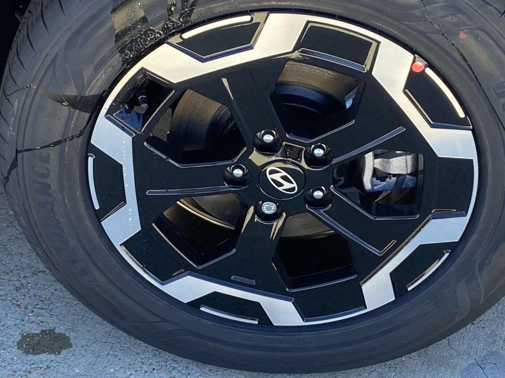 new 2025 Hyundai Santa Fe car, priced at $39,015