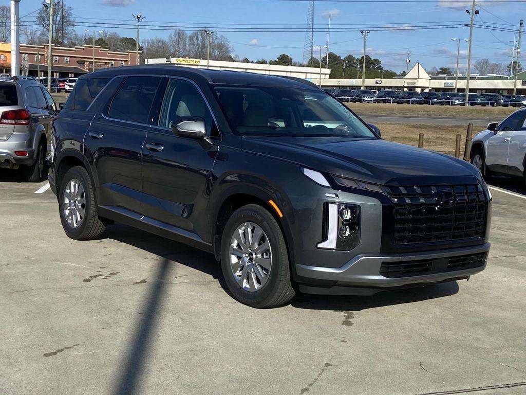 new 2025 Hyundai Palisade car, priced at $41,700