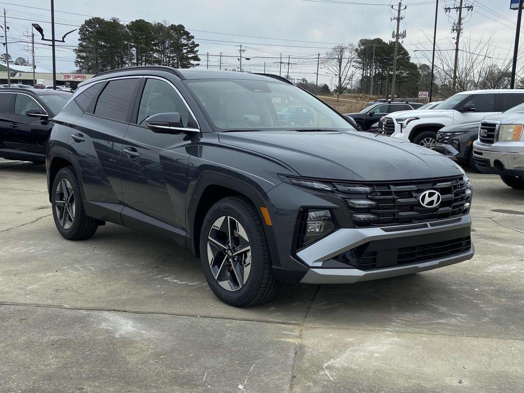 new 2025 Hyundai Tucson car, priced at $34,995