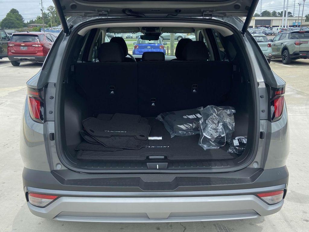 new 2025 Hyundai Tucson car, priced at $32,660