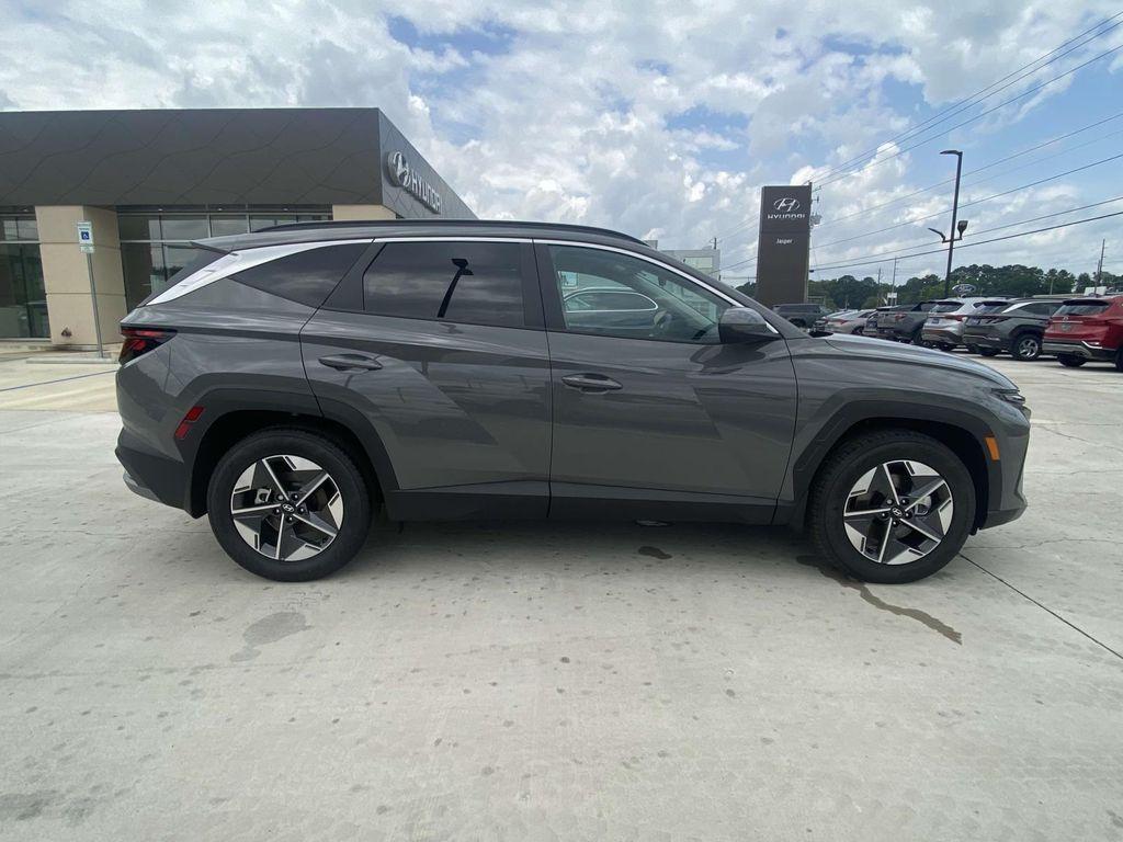 new 2025 Hyundai Tucson car, priced at $32,660