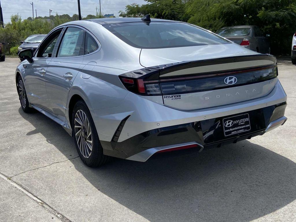 new 2024 Hyundai Sonata Hybrid car, priced at $38,835