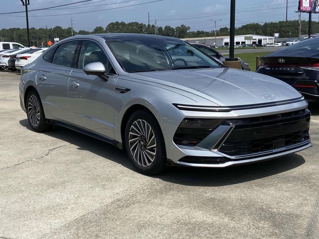 new 2024 Hyundai Sonata Hybrid car, priced at $38,835