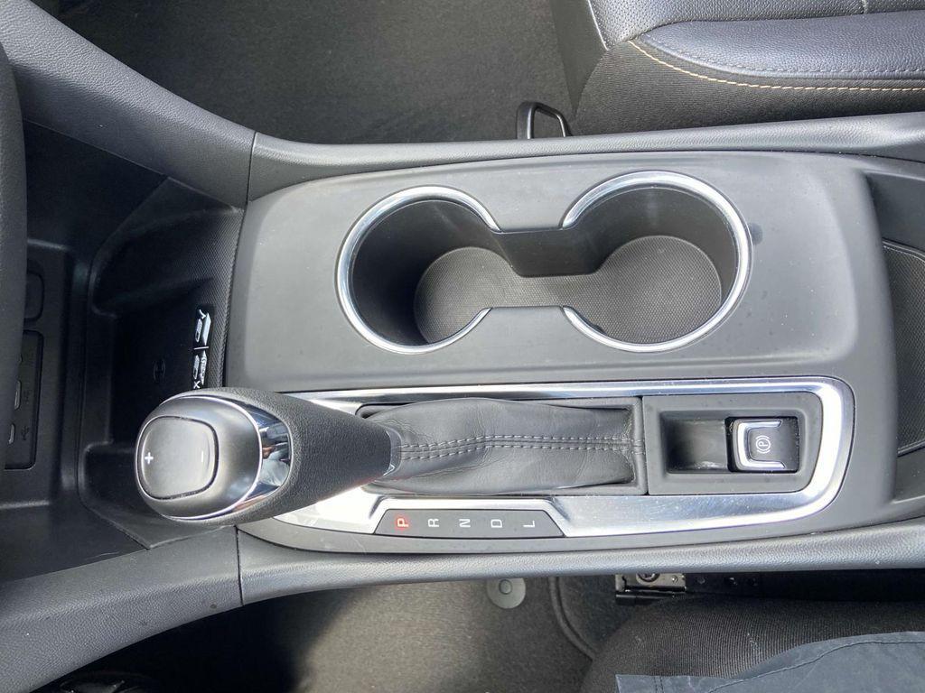 used 2021 Chevrolet Equinox car, priced at $21,991