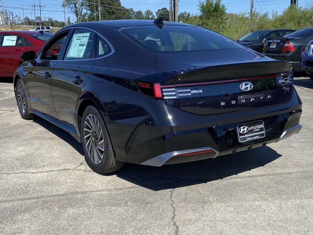 new 2024 Hyundai Sonata Hybrid car, priced at $38,910