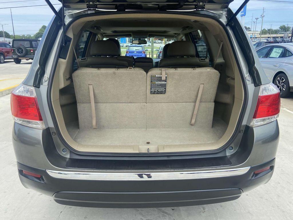 used 2011 Toyota Highlander car, priced at $6,000