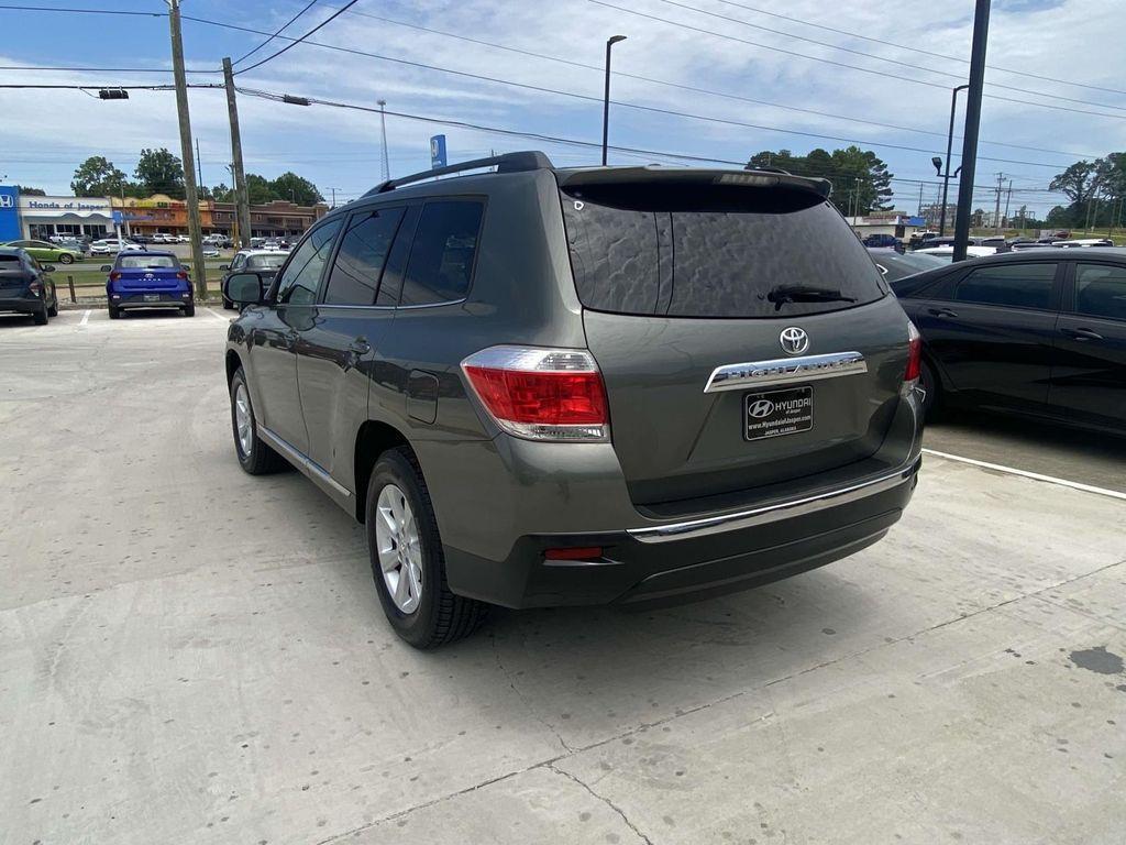 used 2011 Toyota Highlander car, priced at $6,000