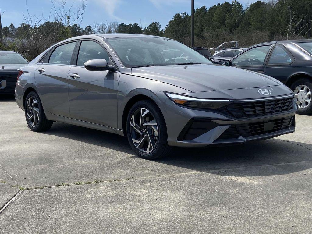 new 2024 Hyundai Elantra HEV car, priced at $28,999