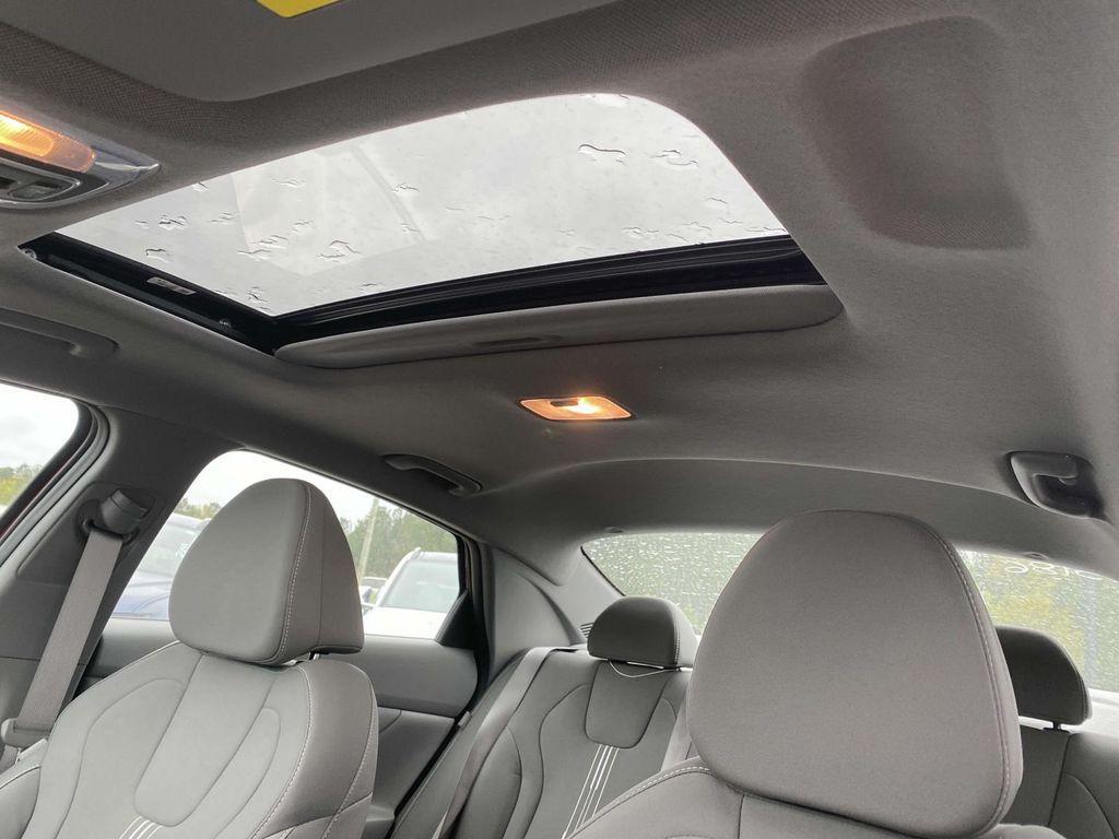 new 2025 Hyundai Elantra car, priced at $27,970