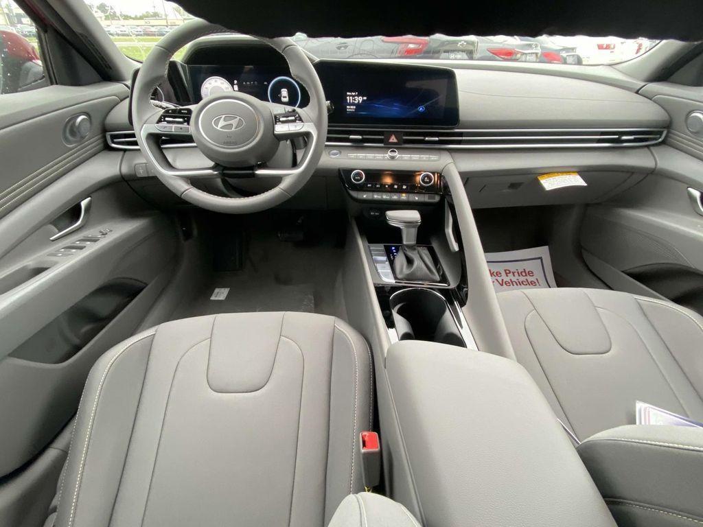 new 2025 Hyundai Elantra car, priced at $27,970