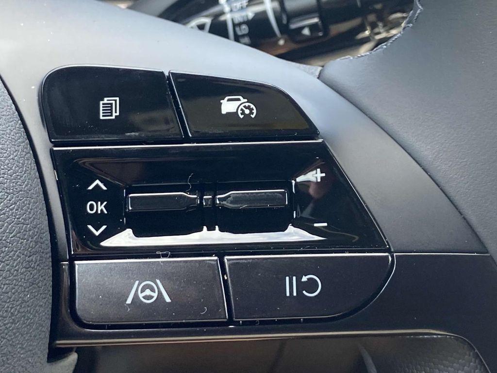 new 2025 Hyundai Elantra car, priced at $24,715