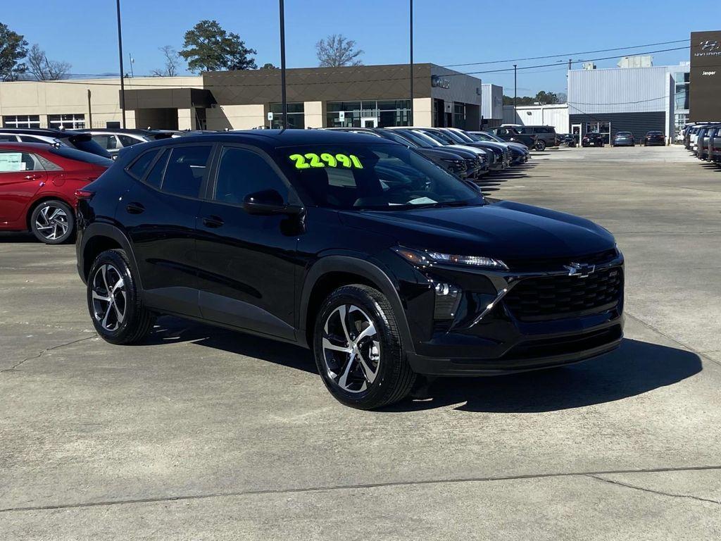 used 2024 Chevrolet Trax car, priced at $22,991