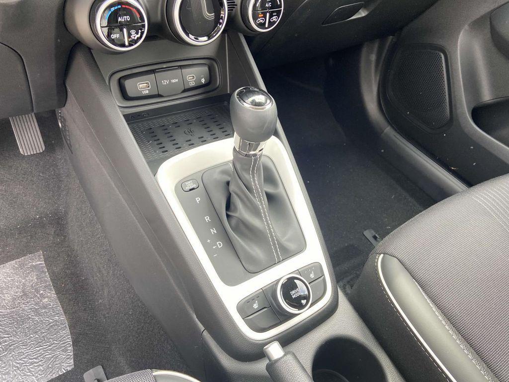 new 2025 Hyundai Venue car, priced at $25,415