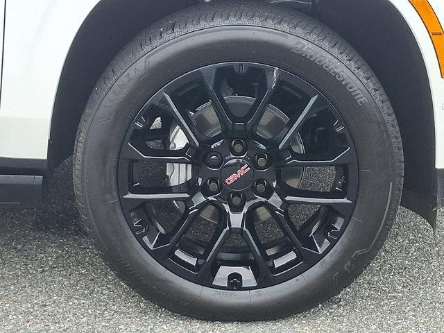 used 2025 GMC Yukon car, priced at $87,990