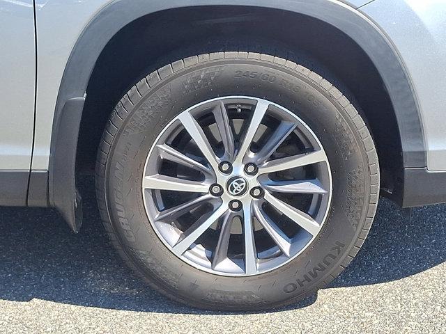 used 2019 Toyota Highlander car, priced at $23,999