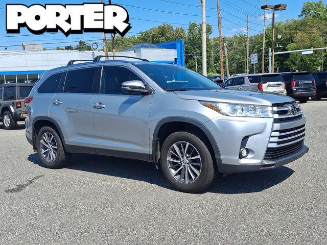 used 2019 Toyota Highlander car, priced at $23,999