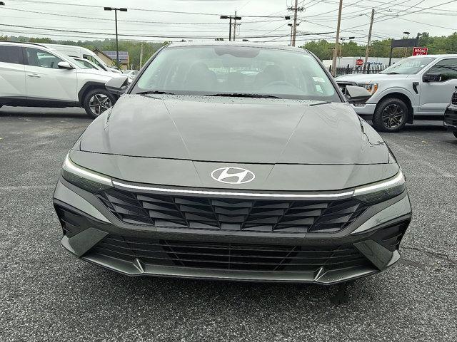 used 2025 Hyundai Elantra car, priced at $21,990