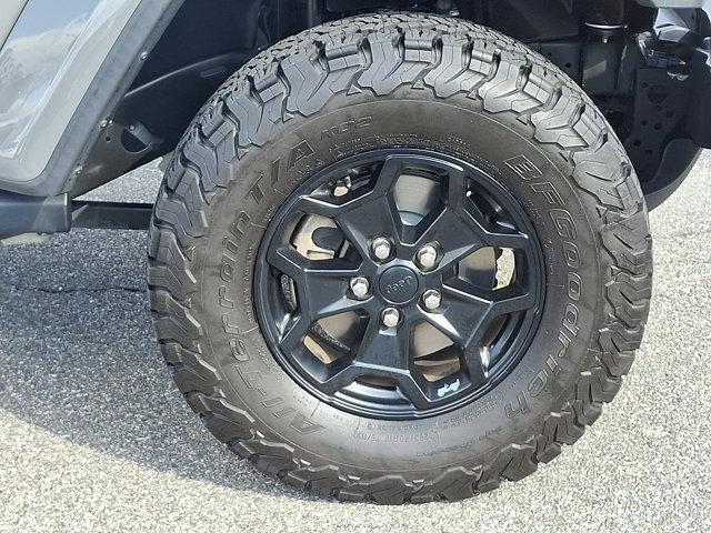 used 2021 Jeep Gladiator car, priced at $29,999