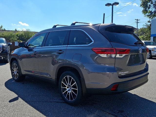 used 2018 Toyota Highlander car, priced at $27,495