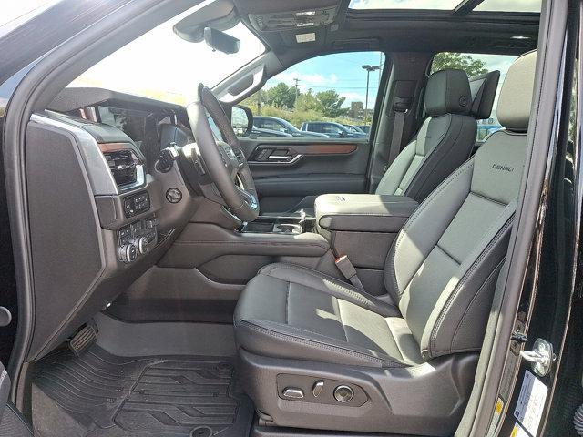 used 2025 GMC Yukon car, priced at $91,999