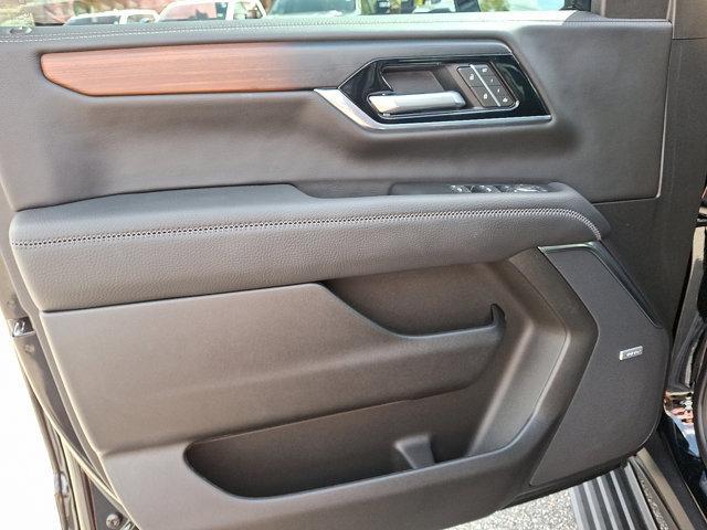 used 2025 GMC Yukon car, priced at $91,999