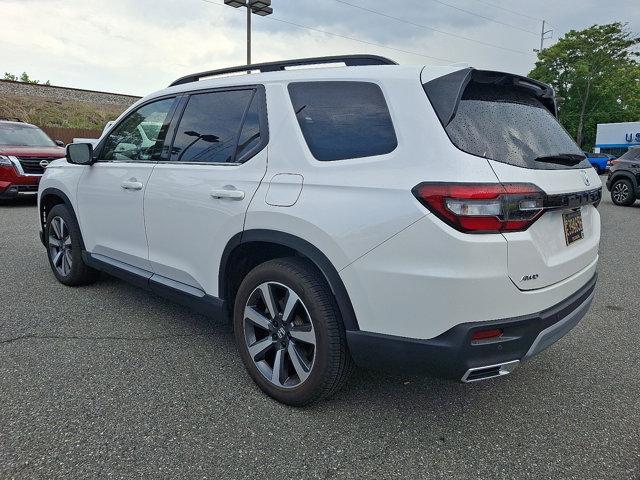 used 2023 Honda Pilot car, priced at $43,990