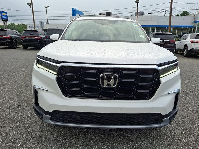 used 2023 Honda Pilot car, priced at $43,990