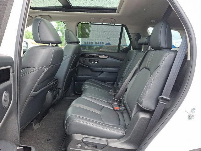 used 2023 Honda Pilot car, priced at $43,990