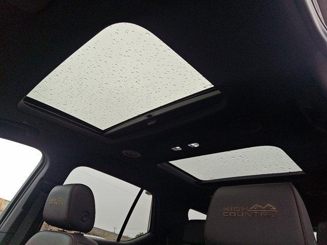used 2022 Chevrolet Traverse car, priced at $40,990