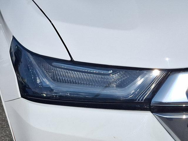 used 2023 Chevrolet Traverse car, priced at $37,895