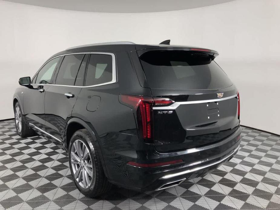 used 2023 Cadillac XT6 car, priced at $40,678