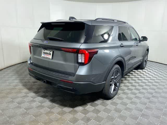 new 2025 Ford Explorer car, priced at $49,945