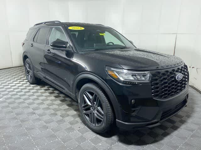 new 2025 Ford Explorer car, priced at $49,945