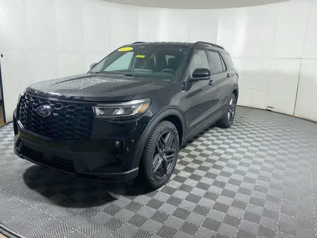 new 2025 Ford Explorer car, priced at $49,945