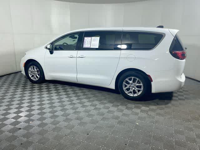 used 2023 Chrysler Pacifica car, priced at $26,644