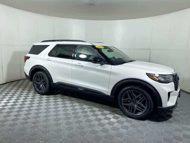 new 2025 Ford Explorer car, priced at $59,259