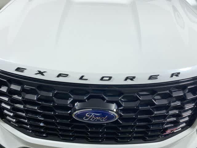 new 2025 Ford Explorer car, priced at $59,259