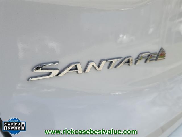 used 2022 Hyundai Santa Fe car, priced at $25,990