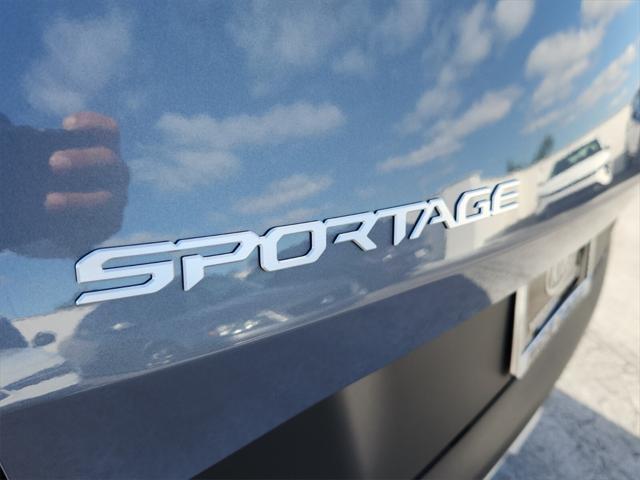 new 2025 Kia Sportage car, priced at $30,361