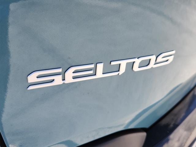 new 2025 Kia Seltos car, priced at $26,612