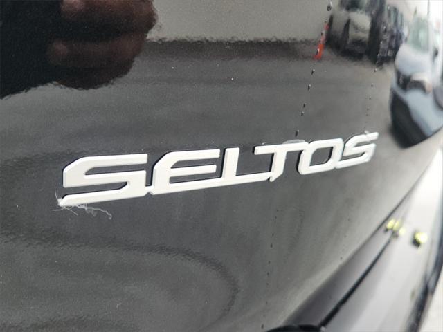 new 2025 Kia Seltos car, priced at $32,204