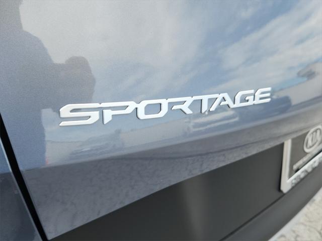 new 2025 Kia Sportage car, priced at $30,361