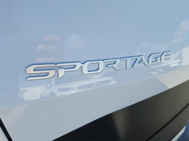 new 2025 Kia Sportage car, priced at $32,174