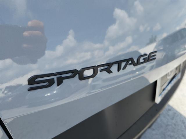 new 2025 Kia Sportage car, priced at $32,192