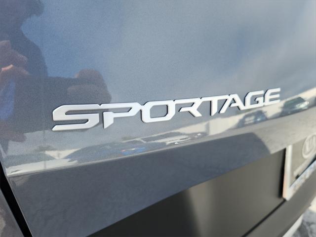 new 2025 Kia Sportage car, priced at $32,014