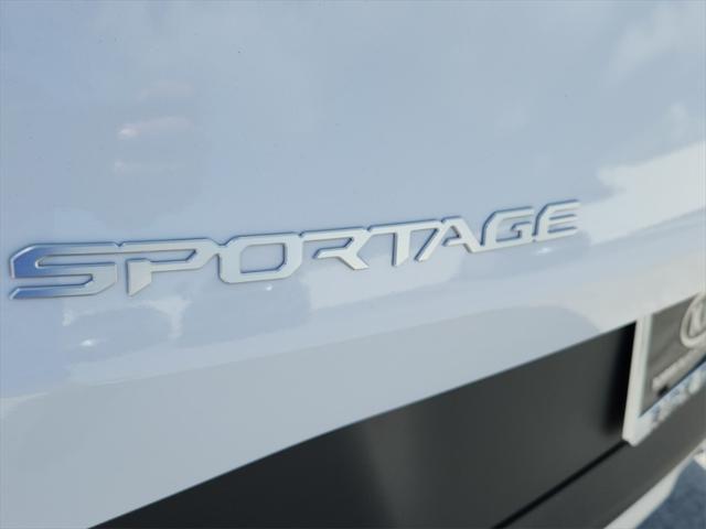 new 2025 Kia Sportage car, priced at $30,734