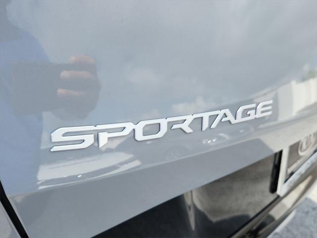 new 2025 Kia Sportage car, priced at $36,013