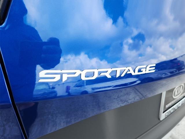 new 2025 Kia Sportage car, priced at $29,078