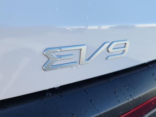 new 2025 Kia EV9 car, priced at $61,315